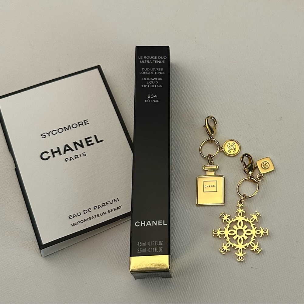 2 CHANEL charms & limited edition bnib defendu lip gloss